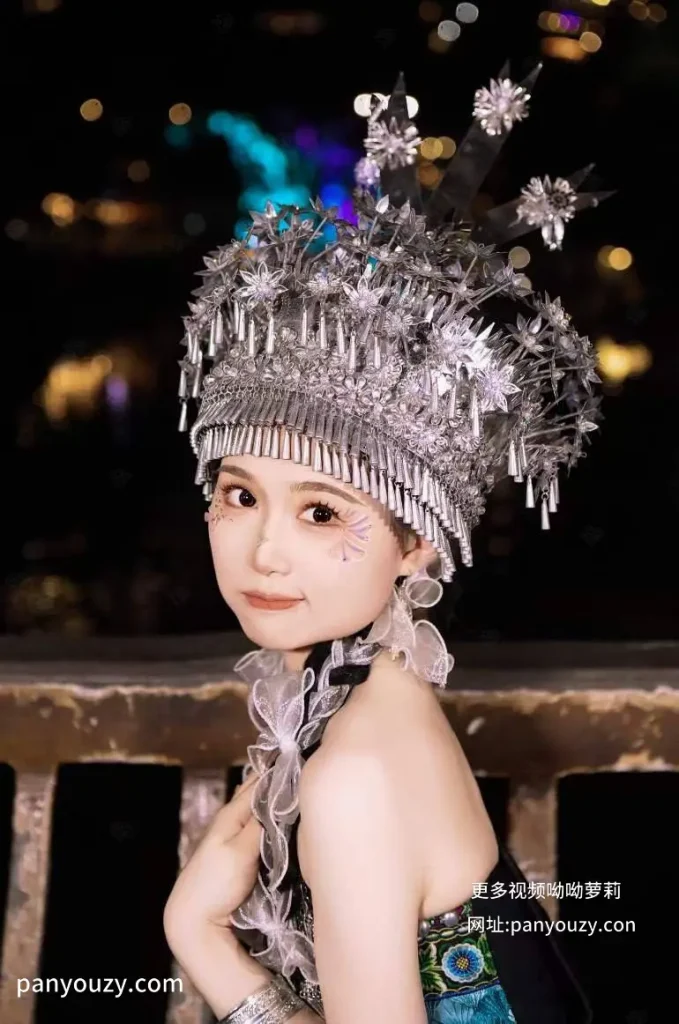 图片[1]-露脸反差 最近超火的少数民族妹子-uu欢迎您！
